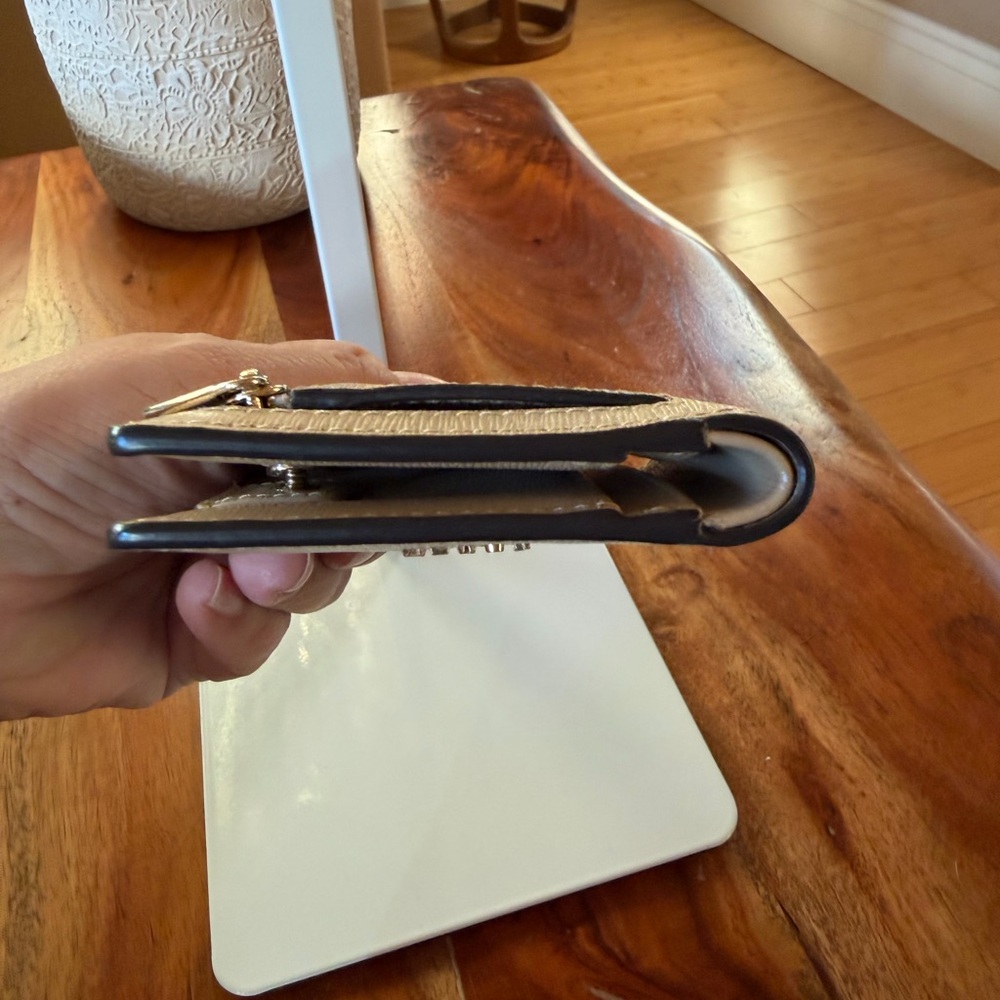 Furla Leather Wallet - Picture 5 of 8